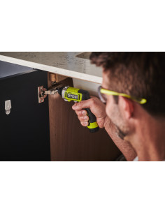 RYOBI SKRUEMASKINESÆT 4V USB LITHIUM 2